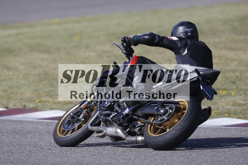 /07 09.04.2026 Cornu Master School ADR/Gruppe blau/8